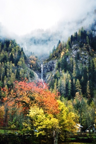 Cascade au Sud